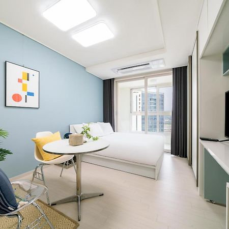 Urbanstay Songdo Moonlight Park Incheon Esterno foto