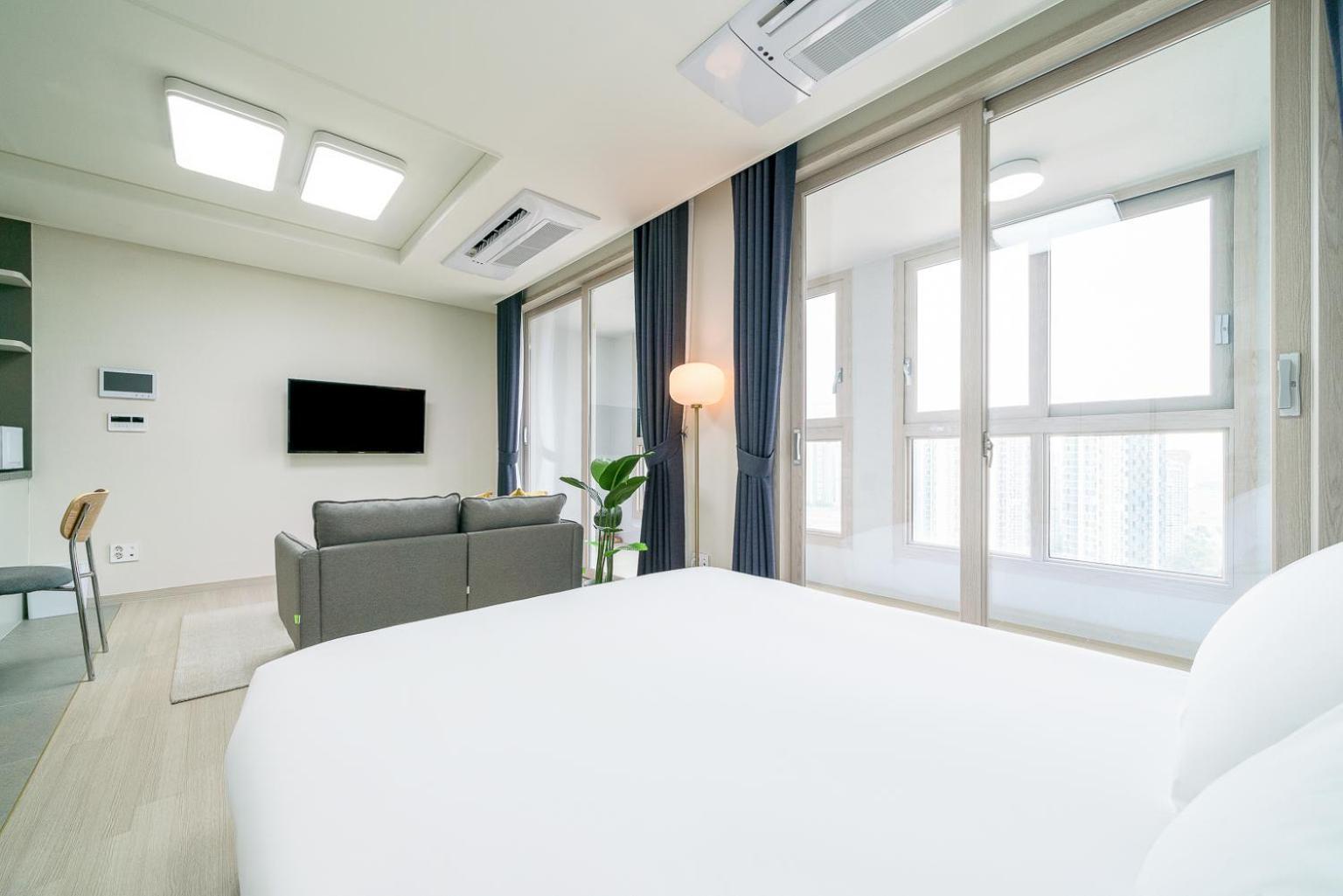 Urbanstay Songdo Moonlight Park Incheon Esterno foto